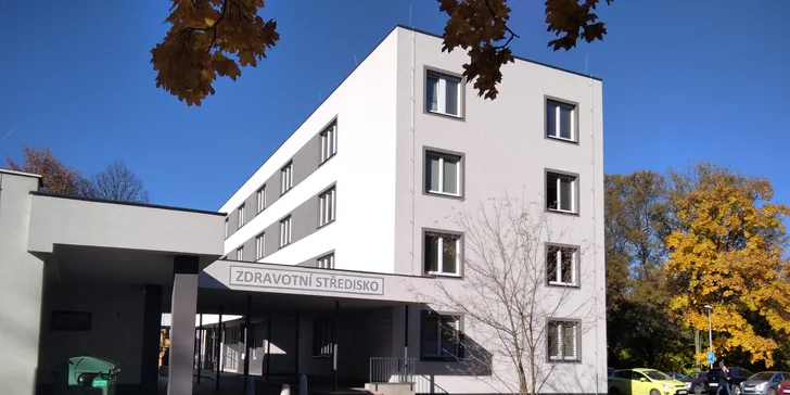 Dentální hygiena v Havířově: hodinové ošetření i varianta s airflow a fluoridací