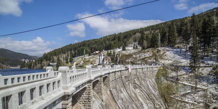 Božský pobyt v Krkonoších: polopenze a neomezený relax ve wellness pro dva