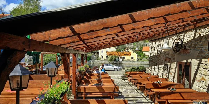 Jihočeská romantika: 3 dny v Rožmberku, regionální jídlo a skvělé zážitky