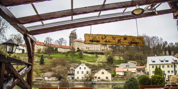 Romantika nebo rodinná pohoda v Rožmberku: jídlo, privátní wellness i prohlídka pivovar