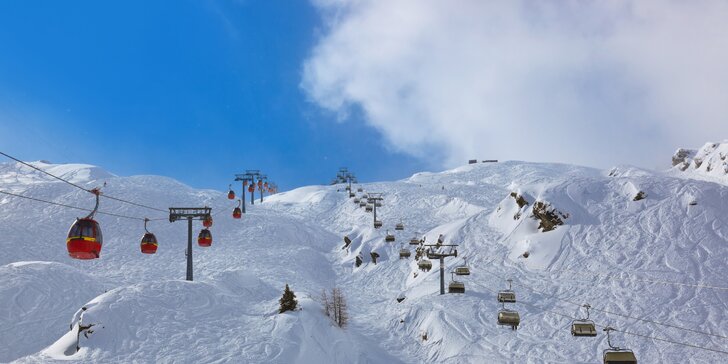 Víkendová lyžovačka v Rakousku: doprava i 1 noc v hotelu se snídaní