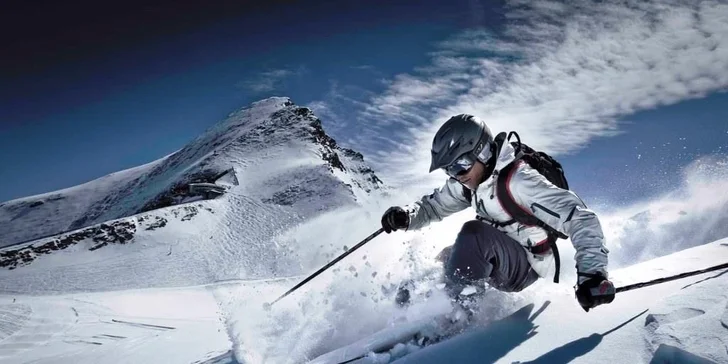 Autobusem na 2 až 5 nocí do Dolomit: Passo Tonale s polopenzí a skipasem