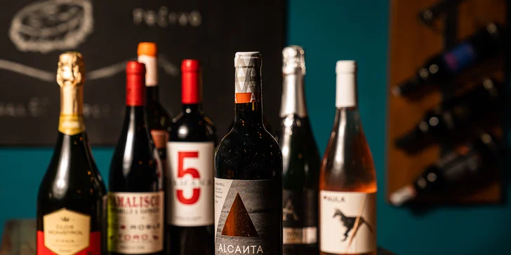 Španělsko v centru Brna: pestré tapas a degustace vína pro 2 osoby