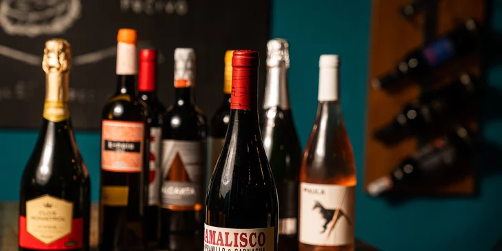 Španělsko v centru Brna: pestré tapas a degustace vína pro 2 osoby