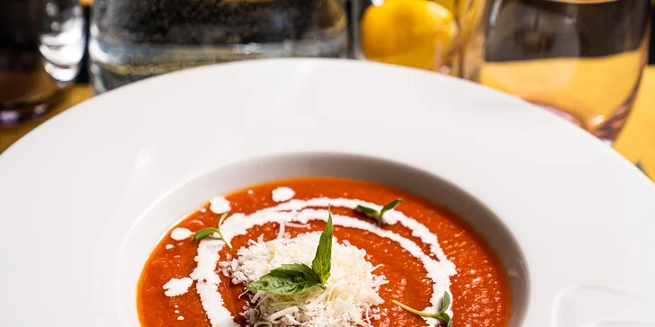 Italská hostina v restauraci Tefiti: čtyřchodové menu s jelením steakem pro 2 osoby