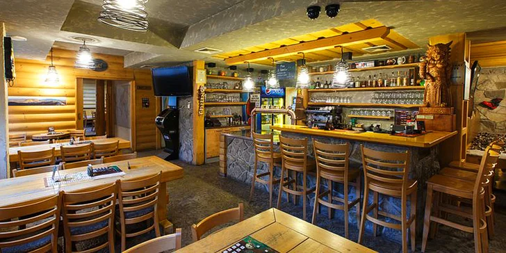 Vyrazte hodovat do pivnice Srub: otevřený voucher v hodnotě 500 či 1000 Kč