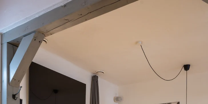 Tři vymazlené chody pro dva: roastbeef, kachní prso s pyré i zmrzlina