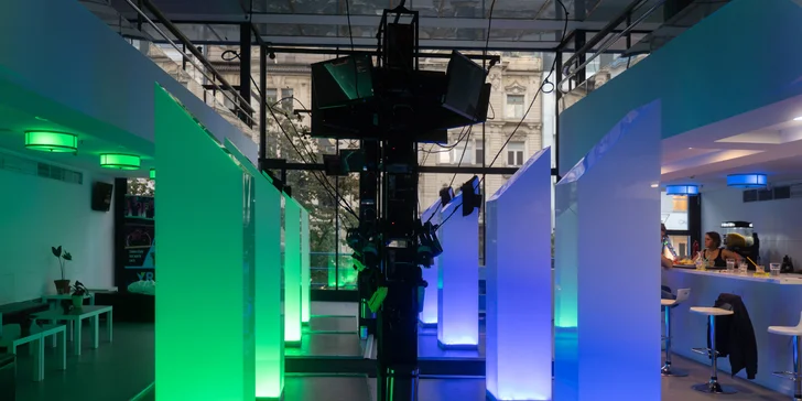 Virtuální střílecí hra Tower Tag s haptickými vestami až pro 8 hráčů
