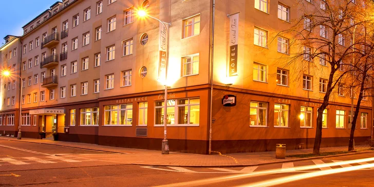 4* pobyt v Praze pro dva: jedna noc i celý týden, snídaně a možnost wellness