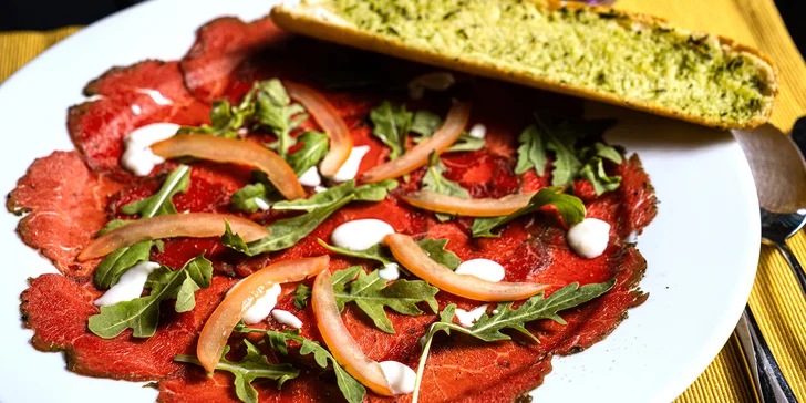 Italská hostina v restauraci Tefiti: čtyřchodové menu s jelením steakem pro 2 osoby
