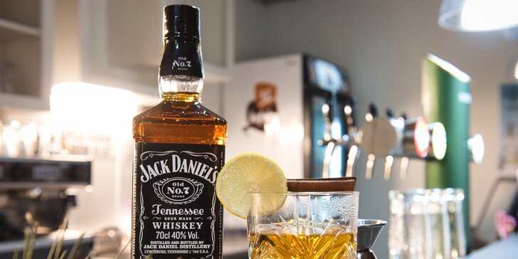 Zahřátí na trzích na Zelňáku: 1 nebo 3 horké drinky s whiskey Jack Daniel's