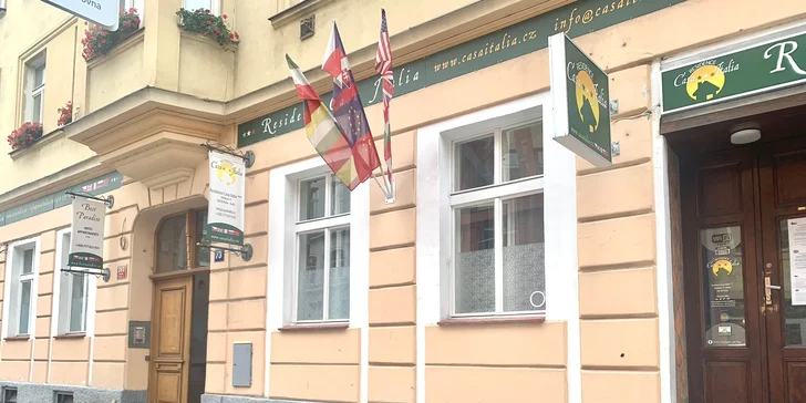 Až 8 dní v moderním apartmánu v Karlíně: vybavená kuchyňka a prostory až pro 7 osob