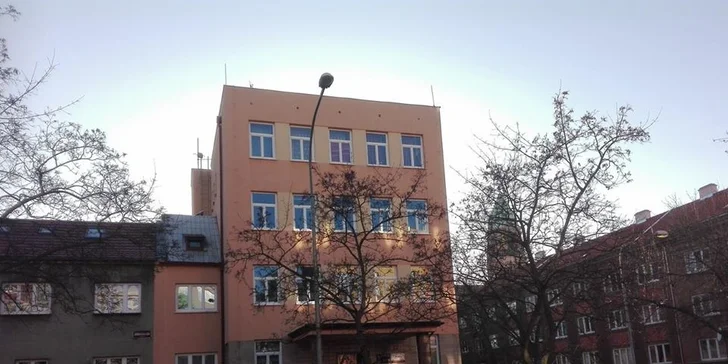 Dopřejte si odpočinek: relaxační i klasická masáž zad a šíje nebo celého těla