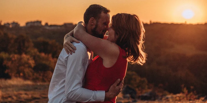 Fotografování v exteriéru: rodinné, párové i těhotenské, 15 až 25 fotografií