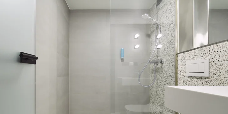 Netradiční pobyt v Krakově: moderní hotel na řece, možnost snídaní