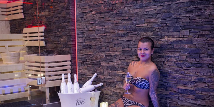 Balíčky plné romantiky pro dva: tříchodová večeře i s lahví sektu a privátním wellness