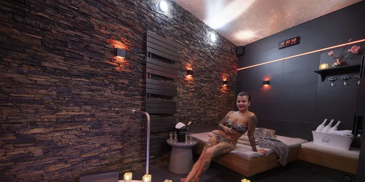 Balíčky plné romantiky pro dva: tříchodová večeře i s lahví sektu a privátním wellness