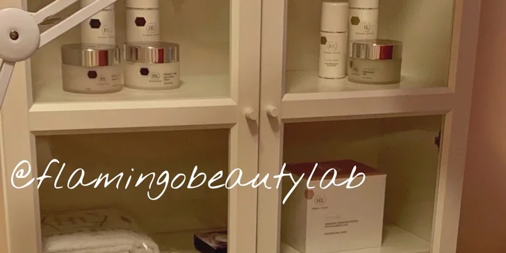 Ultrazvukové čištění pleti, anti-age peeling nebo omlazující kúra dle výběru