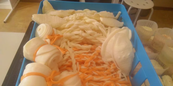 Dárkový voucher na kurz výroby sýrů: čerstvé i zrající sýry, korbáčky, mozzarella a další