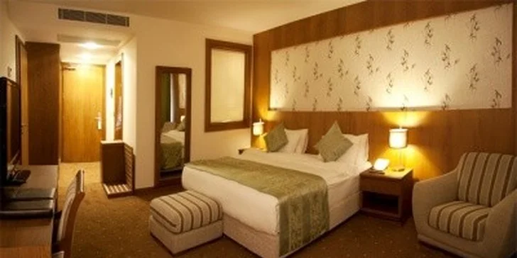 13 990 Kč za letecký golfový zájezd na Kypr na ČTYŘI noci. Prodloužený víkend v luxusním hotelu s polopenzí a TŘI green fee na kvalitním hřišti.