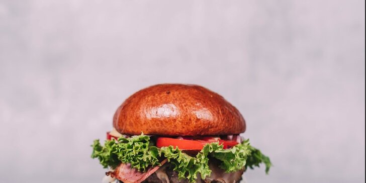 Foodtruck Burgeritos: nadupané burgery či hot dogy s hranolky i nápoji pro 1–3 osoby