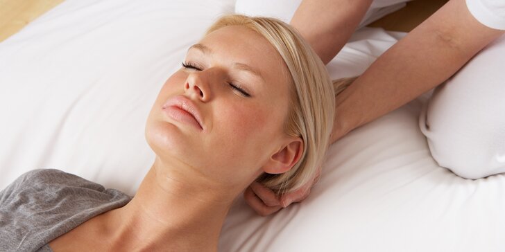Dopřejte si japonskou terapii: 60minutová masáž Zen-Touch shiatsu
