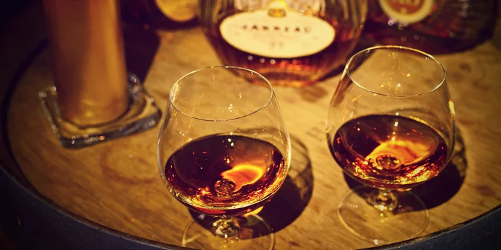Degustace vybraných rumů nebo rumový kurz pro začátečníky ve Wine Institute