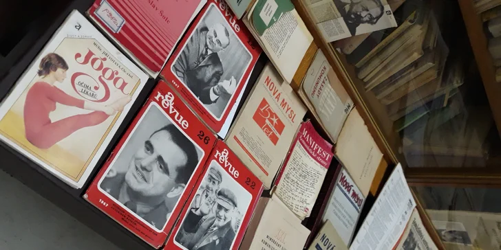 Netradiční pobyt: 1–2 noci v atomovém retro krytu s exkurzí i snídaní