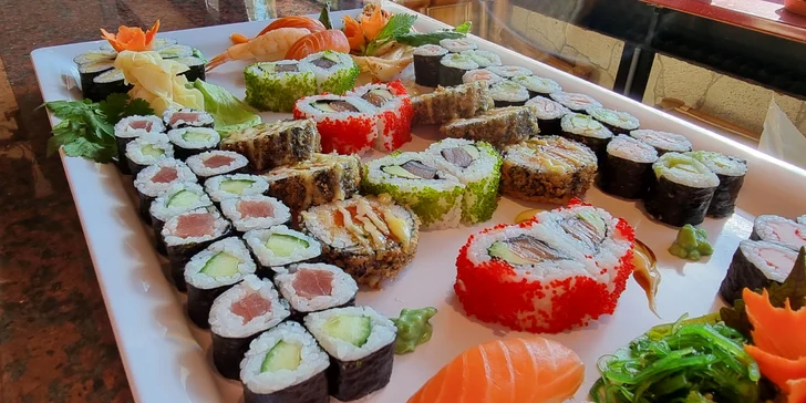 48 nebo 68 kousků sushi v Porubě: krevety, losos, tuňák i avokádo