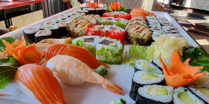 48 nebo 68 kousků sushi v Porubě: krevety, losos, tuňák i avokádo