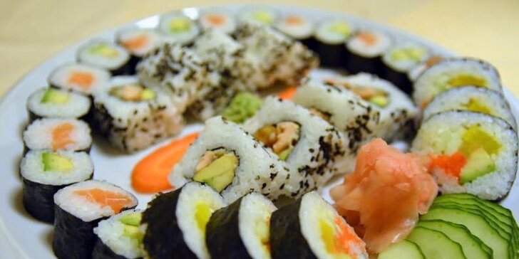 30 kousků sushi s sebou z restaurace Thai Oishi