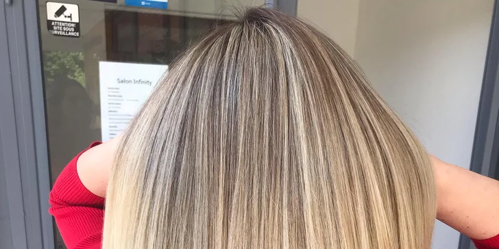 Hloubkové čištění, střih i barvení pro všechny délky vlasů: ombré, melír i balayage