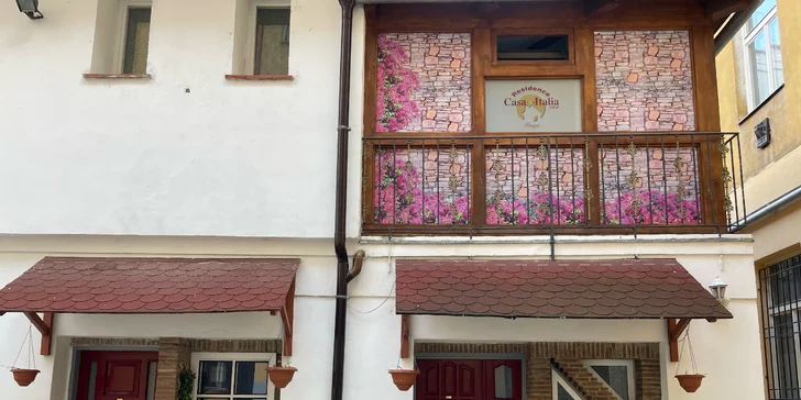 Až 8 dní v moderním apartmánu v Karlíně: vybavená kuchyňka a prostory až pro 7 osob