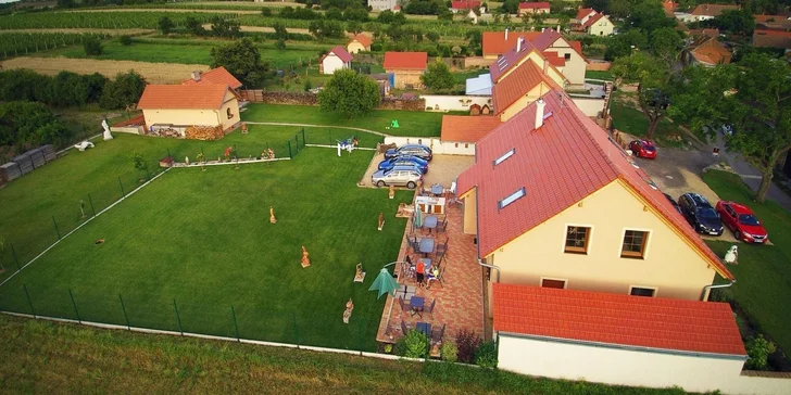 Dovolená na Znojemsku: dobrá snídaně, víno i prohlídka keramické dílny