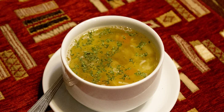 4chodové menu podle výběru i lahev vína z vlastního vinařstvía