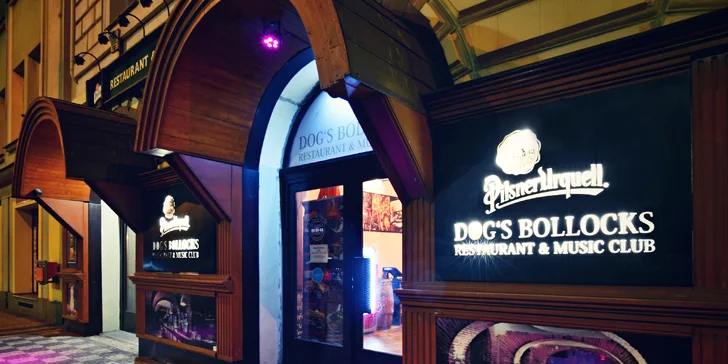 Uzené dobroty ze smokeru v Dog's Bollocks: maso podle výběru, domácí ice tea i kombo s přílohami