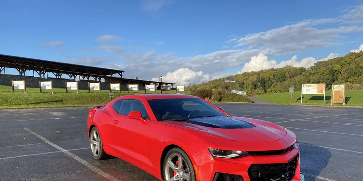 Řízení nebo spolujízda v Chevroletu Camaro SS 6.2l. 15 minut nebo až hodina za volantem