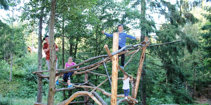 Za výlety a wellness do Javorníků: polopenze, bazén, sauna i sportovní aktivity