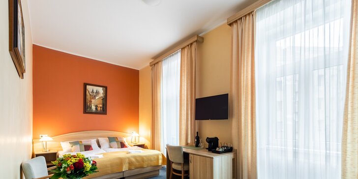 Pobyt v rodinném hotelu na Smíchově: ubytování se snídaní pro 1 až 5 osob