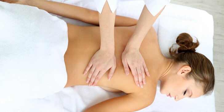 Dopřejte si zasloužený odpočinek: 30–90minutová masáž podle výběru nebo tejpování