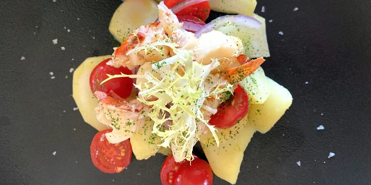 3chodové menu s humřími specialitami pro 2 osoby: s guacamole, salátem i těstovinami