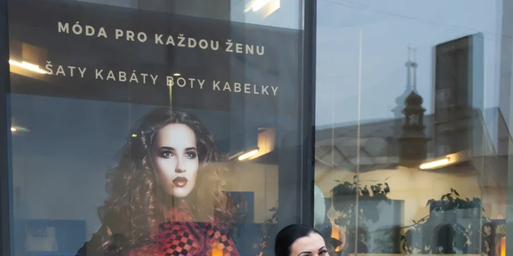 Odpoledne jako pro princeznu nebo filmovou hvězdu. Manikúra, vizážistka i možnost masáže a nového outfitu