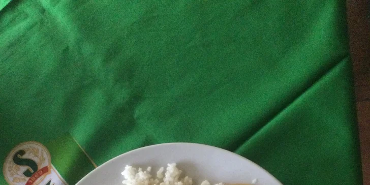Polední menu dle výběru z denní nabídky Na Brusírně v Táboře: vývar, kulajda, řízek, smažák i další jídla