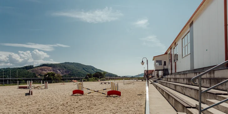 V páru i s rodinou za relaxem na Slovensko: polopenze, wellness i jízdárna