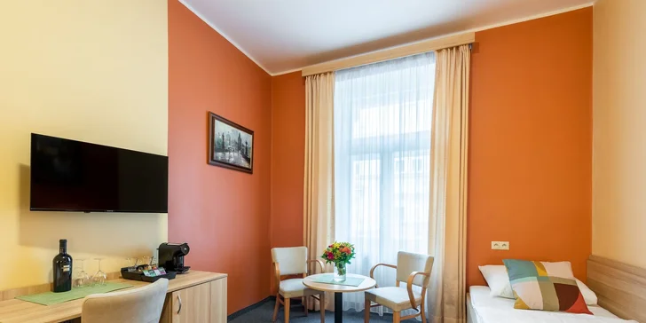 Pobyt v rodinném hotelu na Andělu: ubytování se snídaní pro 1 až 5 osob