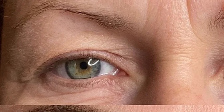 Permanentní make-up: oční linky, obočí pudrovou metodou i výplň rtů