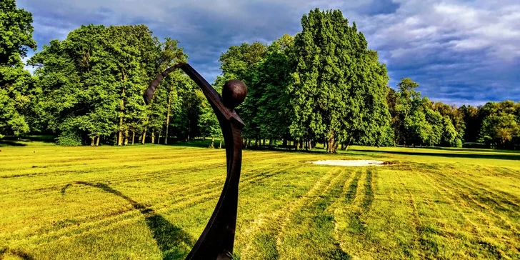 Pobyt na zámečku Myštěves: snídaně, odpočinek i celodenní golf