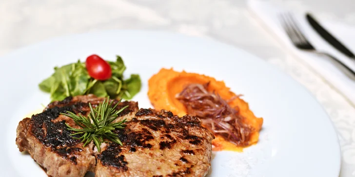 3chodové degustační menu pro 2 osoby u Václaváku: carpaccio, mořské plody či steak, dezert i prosecco