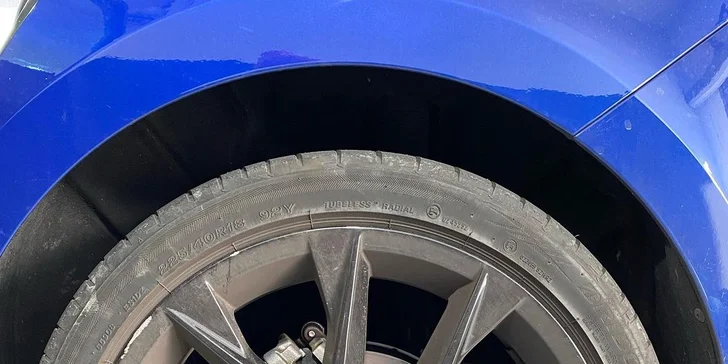 Auto jako nové: čištění interiéru, mytí exteriéru i ochrana laku