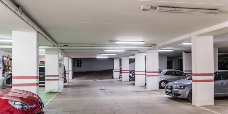 Aktivní dovolená v italských Alpách: hotel na sjezdovce, polopenze i wellness